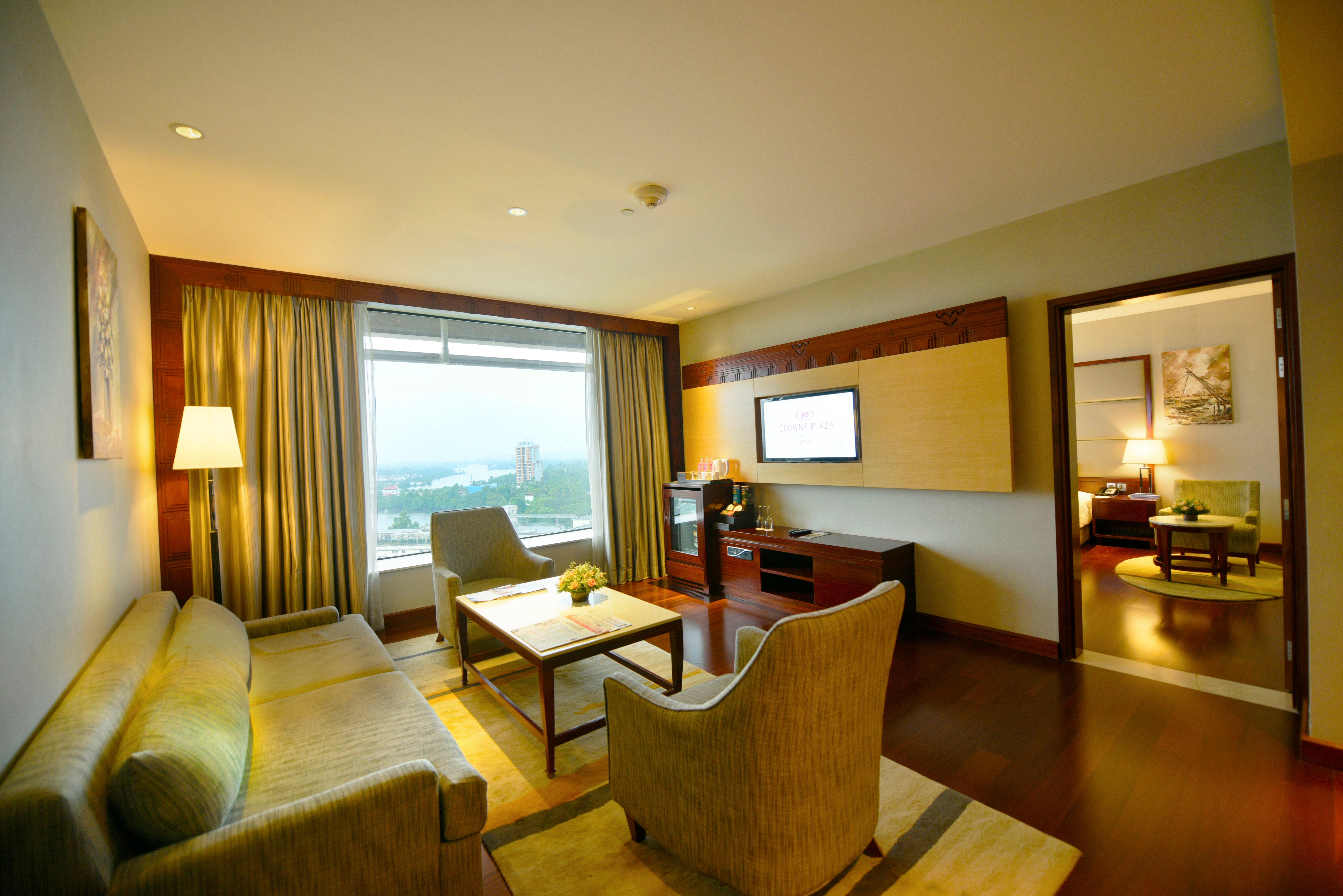 Crowne Plaza Kochi By Ihg Ξενοδοχείο Εξωτερικό φωτογραφία A suite at the Taj Bengal